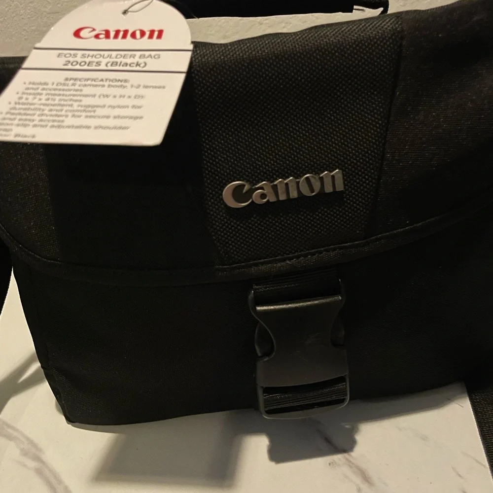 Canon DSLR Camera with Dual Lens Kit - Black